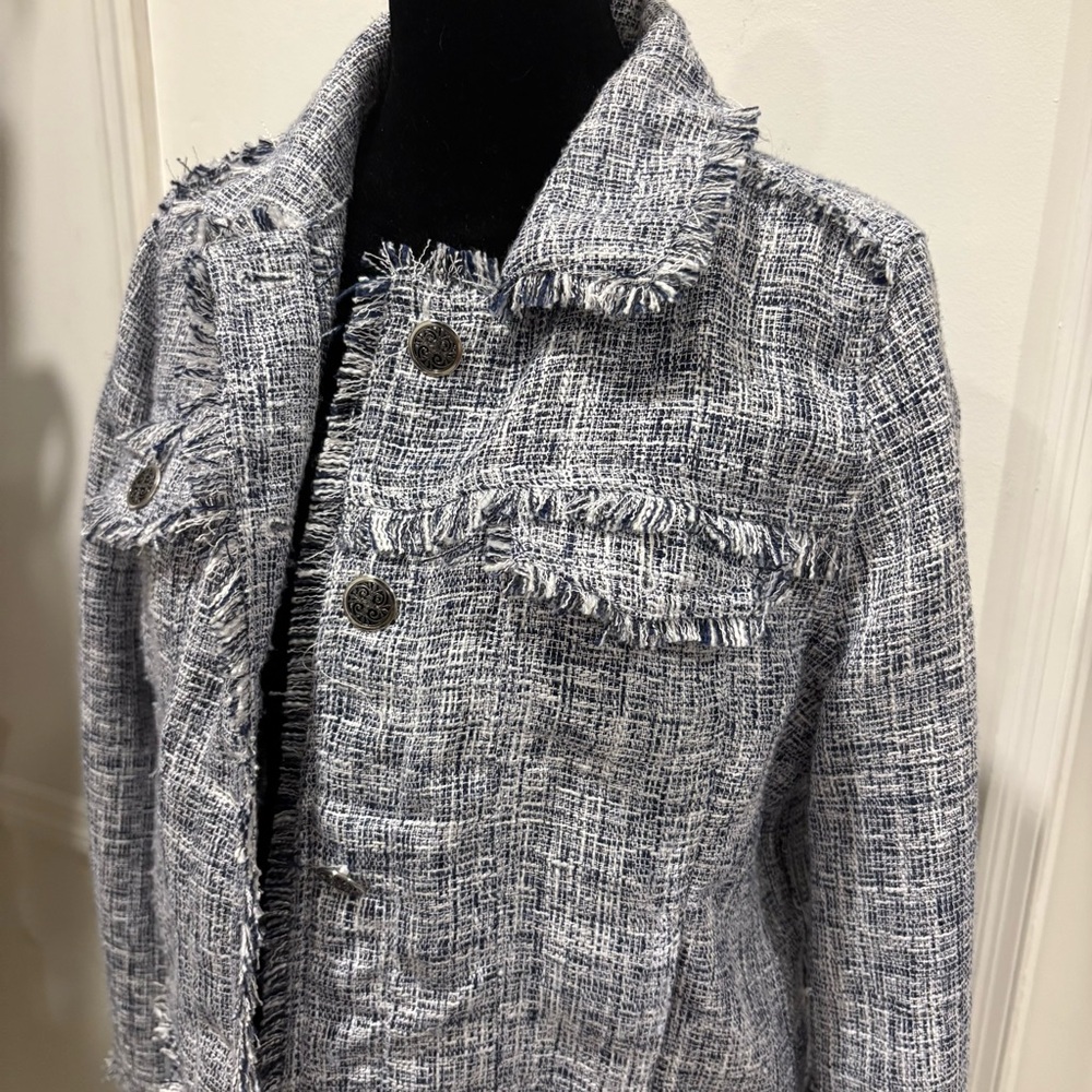 Lu Lu B Navy & White Tweed Short Jacket! Beautiful and Great Pre-Loved Condition